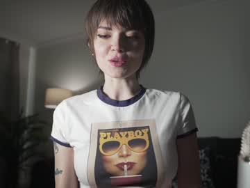 Nude girl auddicted image #6006505