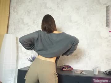 Nude girl emiliacourtney image #5659732