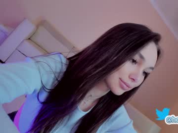 Nude girl hollyextra image #3004228