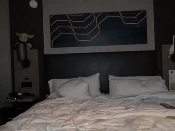 Nude couple ari_lovexo image #5939576