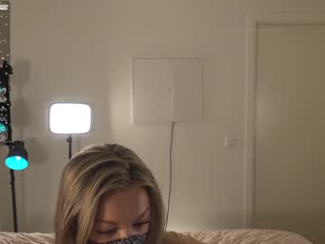 Nude girl blondehottiekerry image #4274454