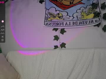 Nude girl shycinderella image #3768248