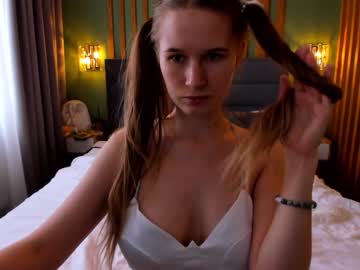 Nude girl yana_squrel_22 image #4230579