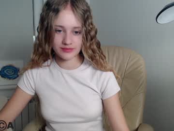 Nude girl loveinemili image #3911060