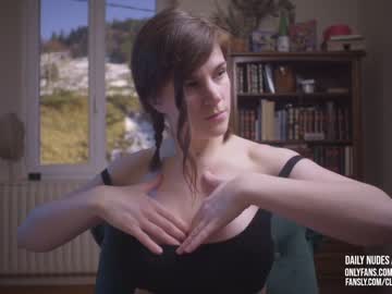 Nude girl claire_moulin image #1221567