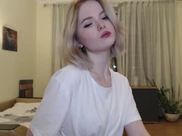 Nude girl yvaine777 image #835313