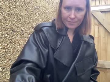 Nude girl eatmypie69 image #5411695