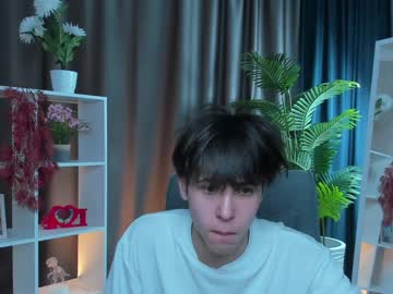 Nude man kevin_fanee image #3911550