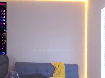 Nude girl petitebrat image #2751483