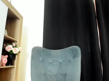 Nude girl 9harlotte99 image #4056270