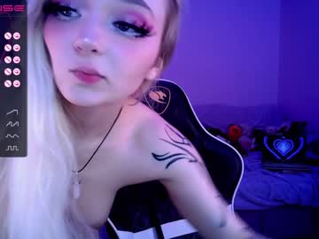 Nude girl _b_a_n_s_h_e_e_ image #4521492