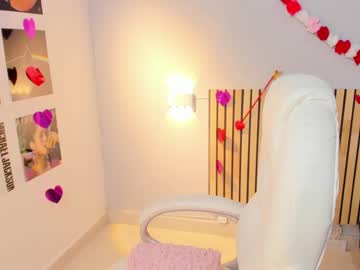 Nude girl little_effy18 image #3712739