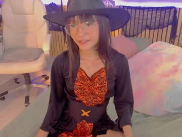 Nude girl little_effy18 image #5571842