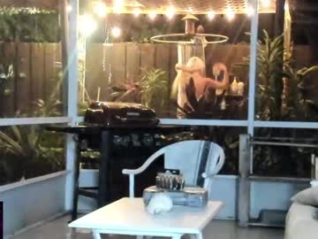 valthevixxon nude cam