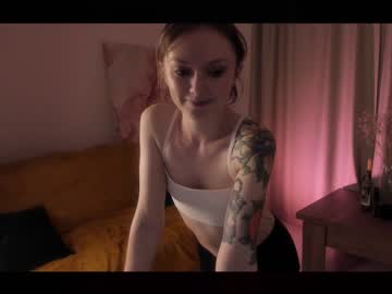 Nude girl caught_in_4k image #2071510