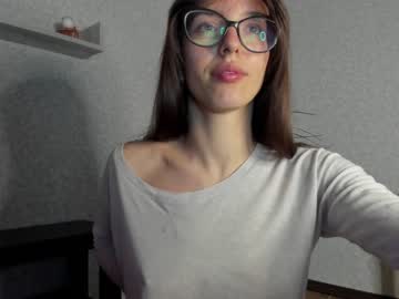 Nude girl your_little_flexible_girl image #3994330