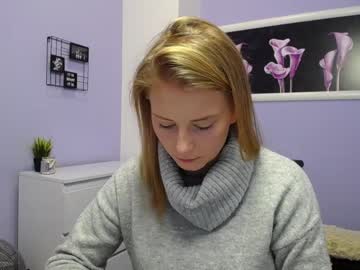 Nude girl julie_wayne image #3352857