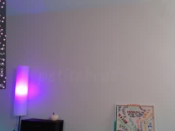 Nude girl petitebrat image #5377669