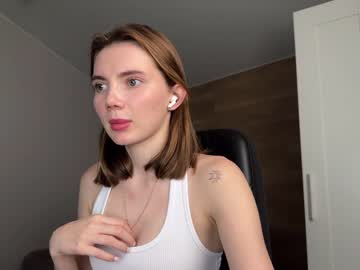 Nude girl love_machine_ image #4859909