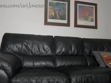 Nude couple ari_lovexo image #4606237