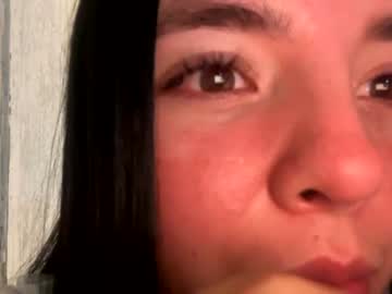 pavlovacoluccii_ nude cam