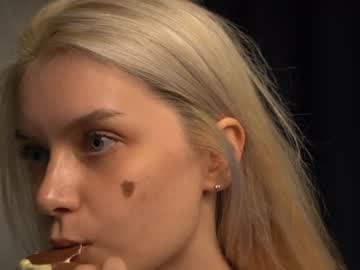 Nude girl cassie130505 image #6698883