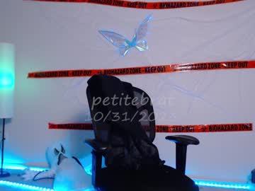 Nude girl petitebrat image #5572547