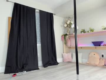 Nude girl fit_american_girl image #4622205