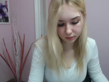 Nude girl lila_page image #1097730