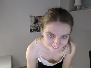 Nude girl lana_heisstt image #560011