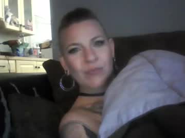 Nude couple bucksfucks2021 image #3651367