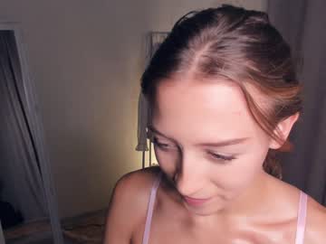 Nude girl wave_of_happy_ image #5590653