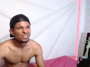 Nude couple baby_luu_ image #6076883