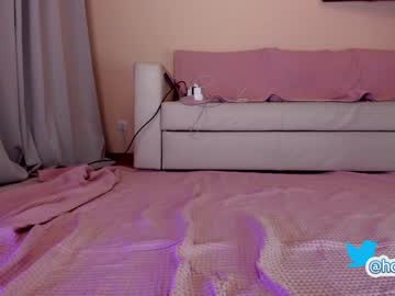 Nude girl hollyextra image #2915707