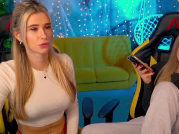 Nude couple kira0541 image #3652196