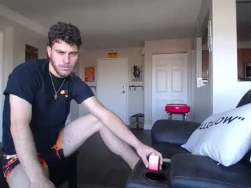 Nude man wentbrokeonstrippers image #6812305