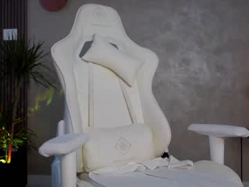 Nude girl xoxo_emma image #1995051