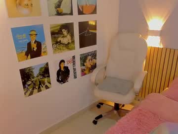 Nude girl little_effy18 image #5580404