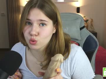 Nude girl girl_u_never_met image #5406681