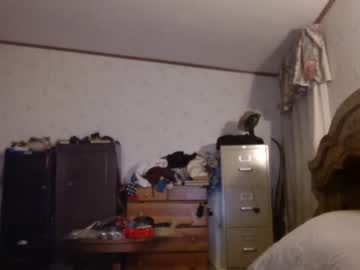 shakeyjake13 nude cam