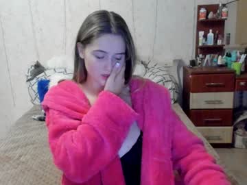 Nude girl emmika_ image #2609424