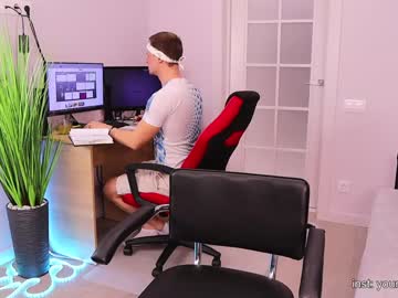 Nude girl crazybabyyy image #5866973