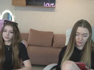 Nude couple kira0541 image #4122768