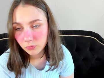 Nude girl shy_rafaella image #1753524