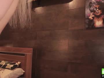 Nude girl yolandabertha image #4189897