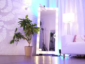 Nude girl eva_fashionista image #5013698