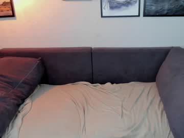 sven_love_kerry nude cam