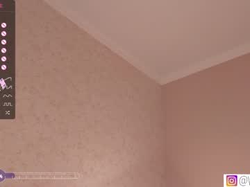 Nude girl bzzzme image #6191181