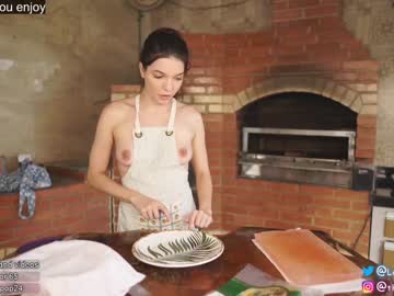 Nude girl loollypop24 image #4053246