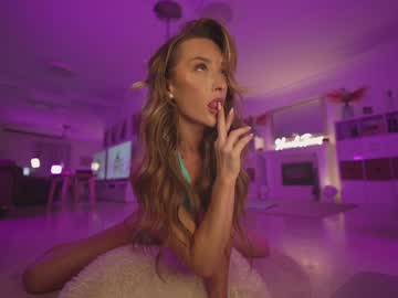 Nude girl hannahjames710 image #5177637